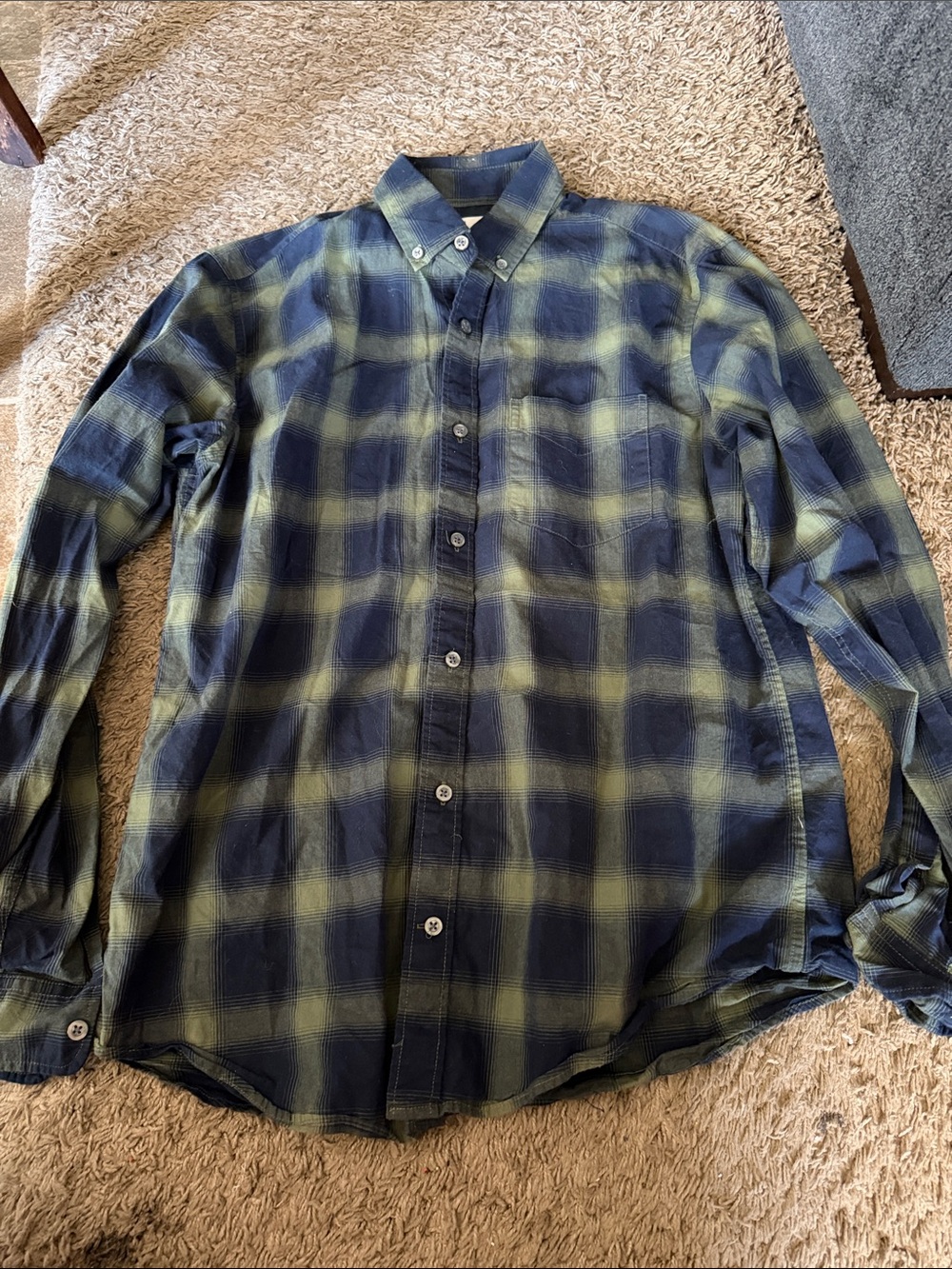 GAP Men's Navy and Green Plaid Button-Down Shirt